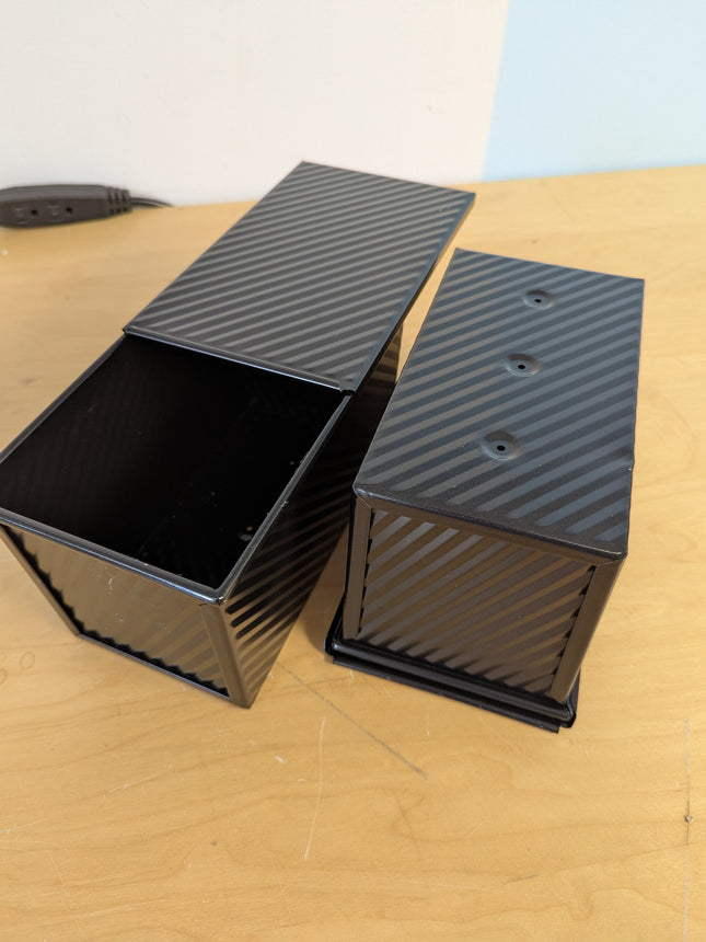 Beasea Pullman Loaf Pan With Lid, 2 Pack Non-Stick Black Carbon Steel Bread Pans