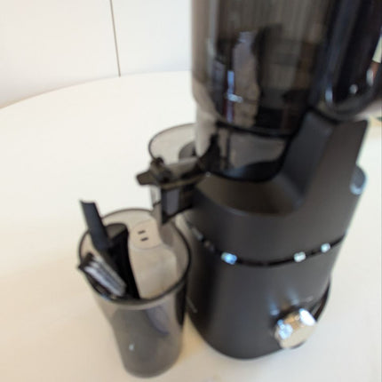 AMZCHEF 5.3 Inch Automatic Juicer Machine, Cold Press Juicer for Whole Fruits an