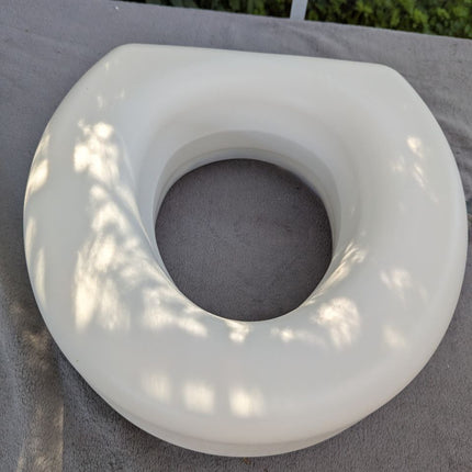 HealthSmart Raised Toilet Seat Riser That Fits Most Standard Bowls for Enhanced