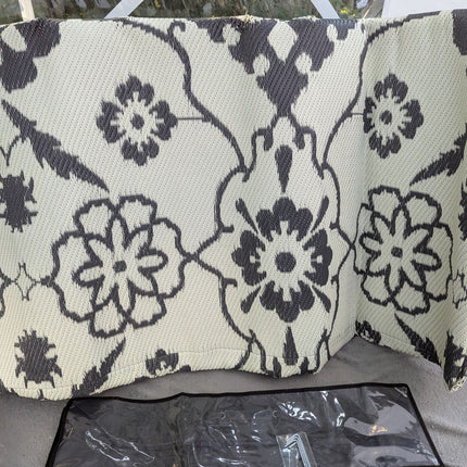 COCOER Floral Outdoor Rug 5x8 Reversible-Waterproof Patio Rug-Quick Dry Outdoor