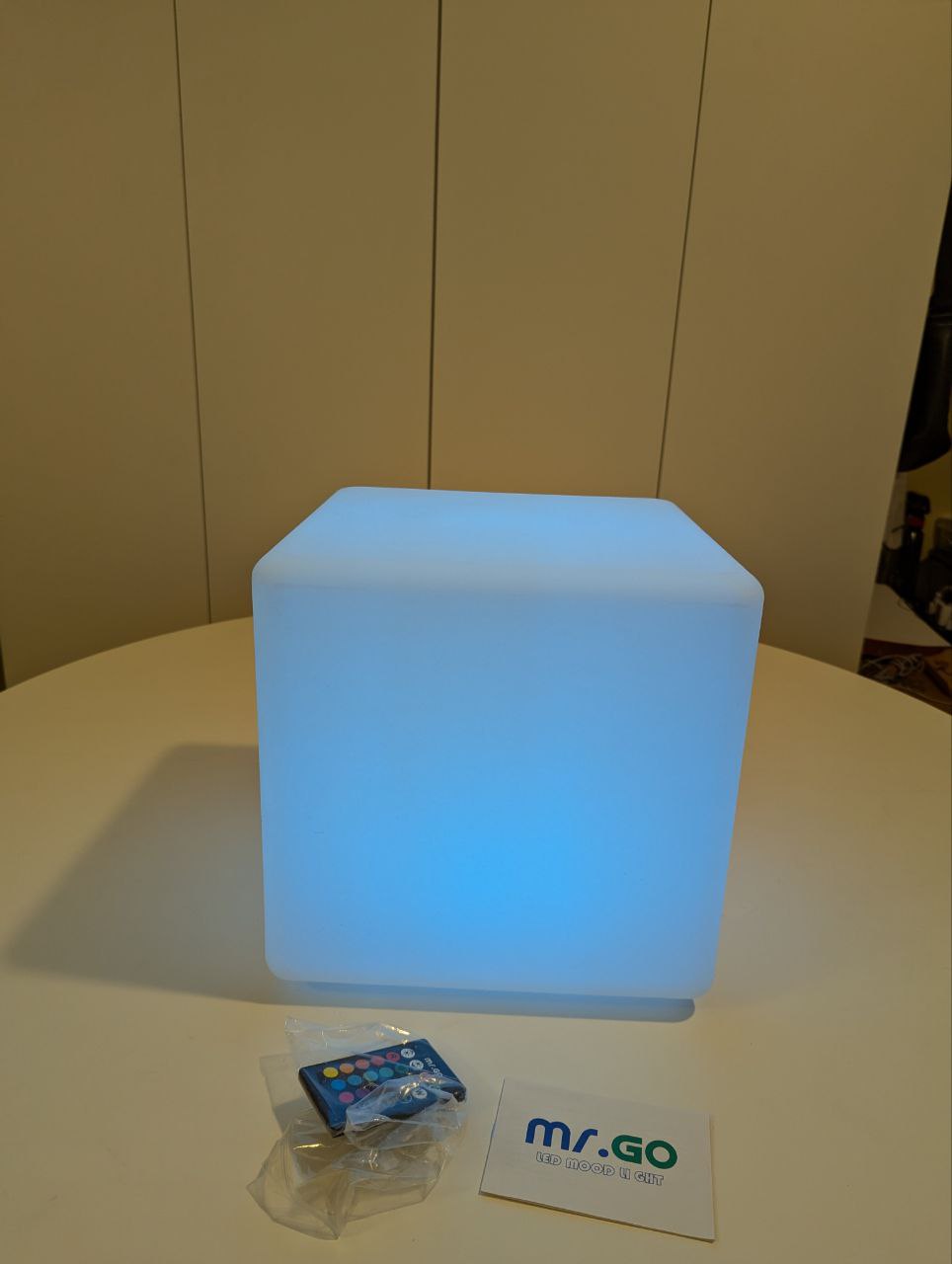 LED Cube Light 30cm Rechargeable MR.GO