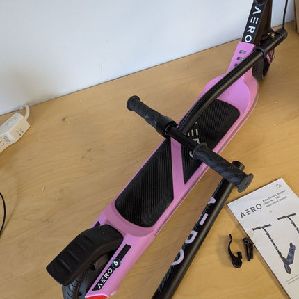 Aero iSporter Kids Electric Scooter | Hand Acceleraor & LED Lights | Electric sc