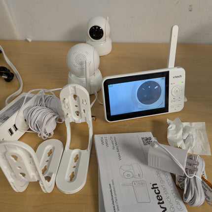 VTech VM924-2 Pan & Tilt Video Baby Monitor with 2 Cameras, 5" LCD Screen, Up to