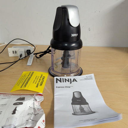 Ninja NJ100C, Express Chop For Chopping, Mincing, and Pureeing, Black, 200W (Can