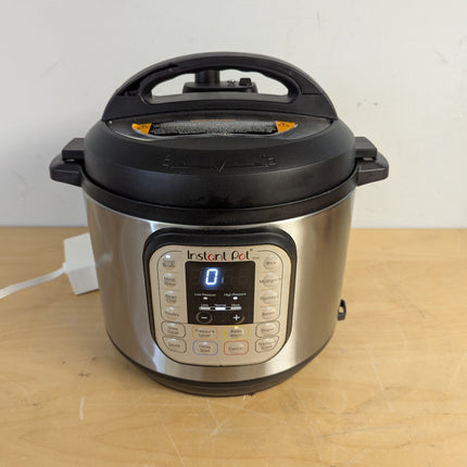 Faulty — Instant Pot DUO60 6 Qt 7-in-1 Programmable Pressure Cooker, 14 Programs