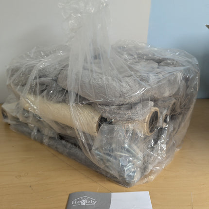 Heybly Cat Tree, 39.4 Inches Tower Condo with Scratching Post, Cat Tower for Ind