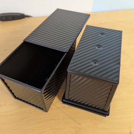 Beasea Pullman Loaf Pan With Lid, 2 Pack Non-Stick Black Carbon Steel Bread Pans