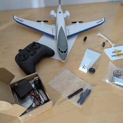 DEERC Z67 RC Plane, 3CH Remote Control Airplane with 6-Axis Gyro, Ready-to-Fly E