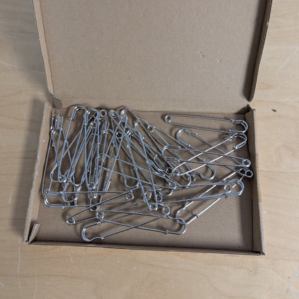 CeAnGye Heavy Duty Safety Pins, 30 Pcs, 4" Silver Metal, Large, Sturdy, Practica