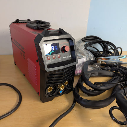 ARCCAPTAIN TIG Welder 200A, High Frequency 110v/220v Dual Voltage TIG/Stick/Arc