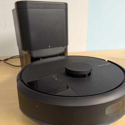 iRobot Roomba 104 2in1 Vacuum & Mop Robot - Self-Empties for 75 Days, Intense Po