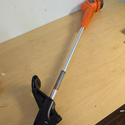 BLACK+DECKER Corded String Trimmer with Auto Feed, 4.4 Amp Motor, Edge Guide, 13