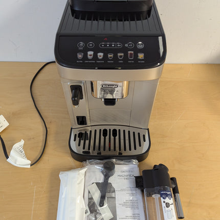 De'Longhi Magnifica Evo Automatic Espresso & Cappuccino Machine with LatteCrema, 13 Grind Settings, Silver