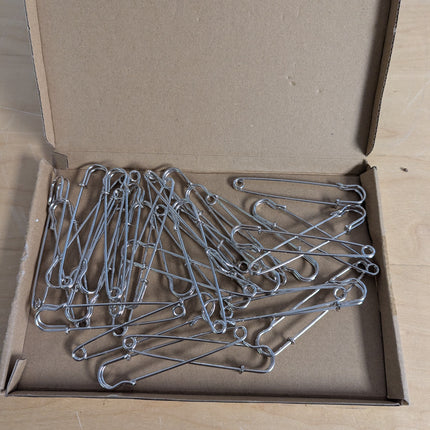 CeAnGye Heavy Duty Safety Pins, 30 Pcs, 4" Silver Metal, Large, Sturdy, Practica