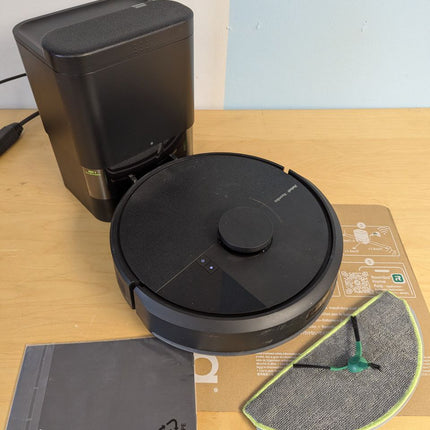 iRobot Roomba 104 Robot Vacuum & Mop - Self-Empties for 75 Days (Over 10 Weeks),