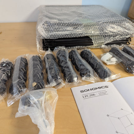 SONGMICS 6 Cube Storage Organizer, DIY Closet Shelf, Plastic Clothes Organizer,