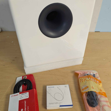 Audioengine S8 Powered Home Subwoofer Speaker - Caisson de Dasses - 250W 8-inch