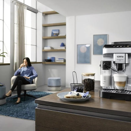 De'Longhi Magnifica Evo Automatic Espresso & Cappuccino Machine with LatteCrema, 13 Grind Settings, Silver