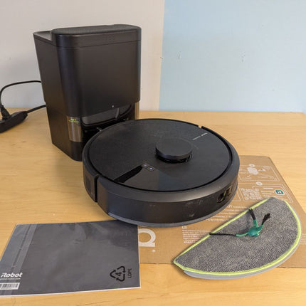 iRobot Roomba 104 Robot Vacuum & Mop - Self-Empties for 75 Days (Over 10 Weeks),