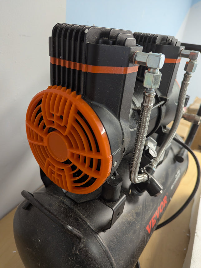 VEVOR 4.8 Gallon Air Compressor, 1.2HP 2.2 CFM@90PSI Oil Free Air Compressor Tan