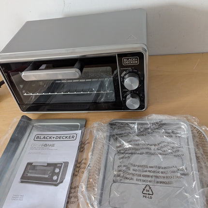 Black & Decker Crisp 'n Bake Air Fry 1150 W 4-Slice Toaster Oven Stainless Steel