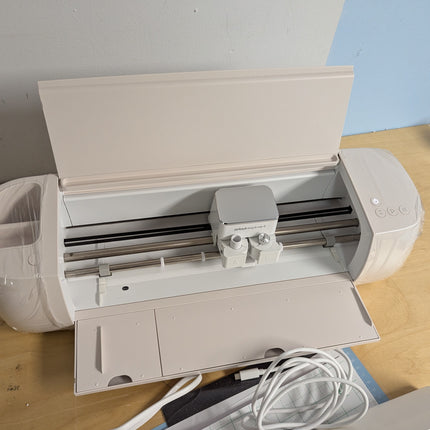 Cricut Explore Cutting Machine with Vinyl and Iron-On Sheets Bundle