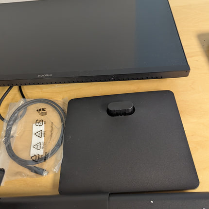 KOORUI 27N7U 27 inch 4K Monitor, UHD (3840 x 2160p) IPS Display, HDR 400, DCI-P3