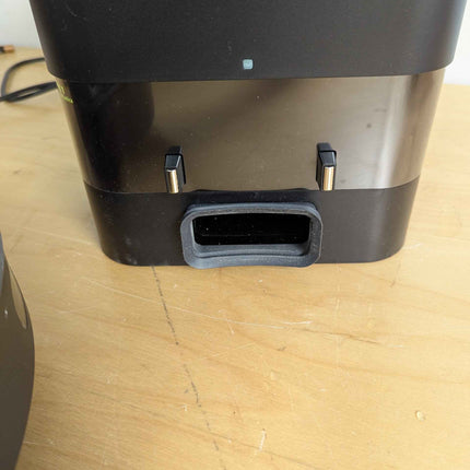 iRobot Roomba 104 2in1 Vacuum & Mop Robot - Self-Empties for 75 Days, Intense Po