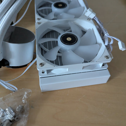 Thermalright Frozen Notte 240 White ARGB V2 Water Cooling CPU Cooler, 240 Specif