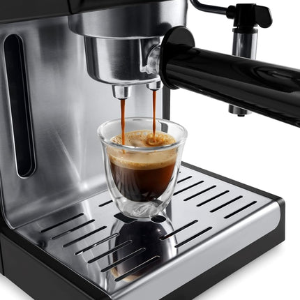 (Used - fair) De'Longhi 15-Bar Pump Espresso Machine with Milk Frother & Tempera