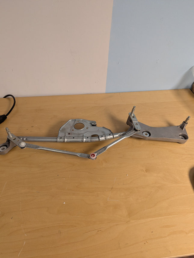 A-Premium Front Windshield Wiper Transmission Linkage Assembly Compatible with M