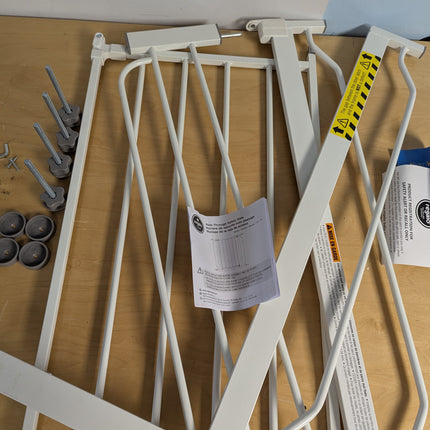 Regalo Easy Step 38.5-Inch (97.75cm) Extra Wide Baby Gate, Award Winning Brand,