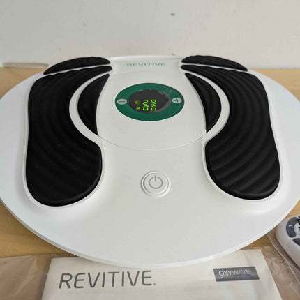 REVITIVE Medic Circulation Booster actively improves circulation • reduces pain