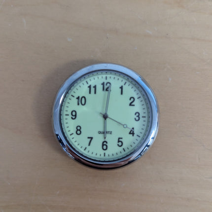 BUGUUYO Mini Car Clock with Accurate Timekeeping and Easy to Install Metal Quart