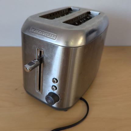 BLACK+DECKER TR3510SD Rapid Toast 2-Slice Toaster, Stainless Steel
