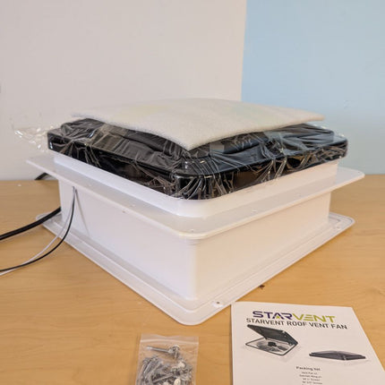 RV Roof Vent Fan 6-Speed-Reversible
