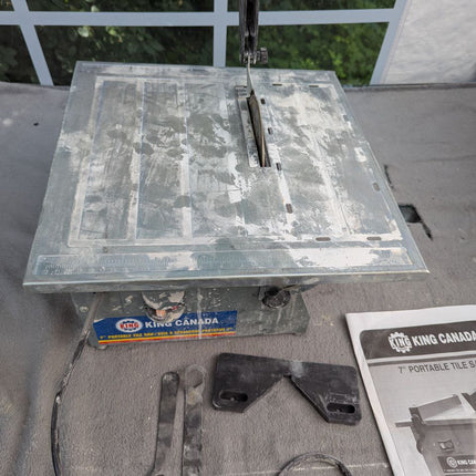 King Canada 7-Inch Portable Tile Saw (KC-3003N)