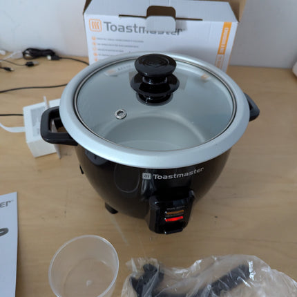 Toastmaster Electric Rice Cooker - Large Capacity for Soups, Oatmeal & More - Au