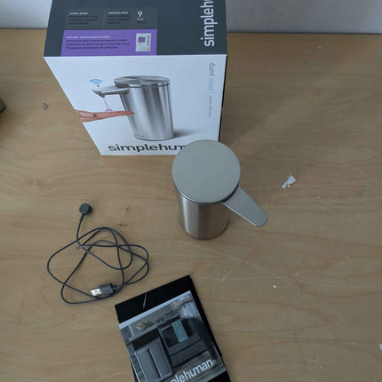 simplehuman 266 ml 9 oz Sensor Pump, Touch-Free Rechargeable Liquid Soap Dispens