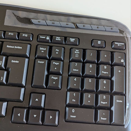 Logitech MK320 Wireless Desktop Keyboard and Mouse Combo