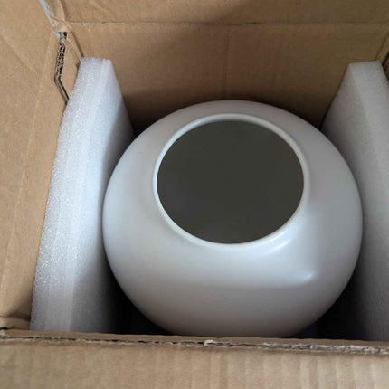 GeLive Short Round White Ceramic Vase Table Centerpiece Moon Jar Jingdezhen Hand