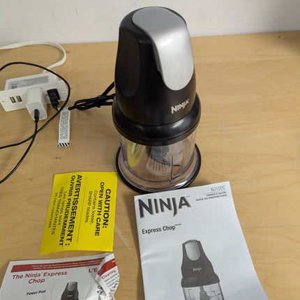 Ninja NJ100C, Express Chop For Chopping, Mincing, and Pureeing, Black, 200W (Can