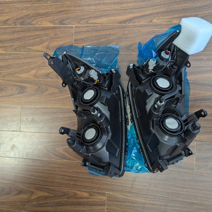EnSyuSuMa Headlight Assembly Pair for Toyota RAV4 2009-2012, Left Driver & Right Passenger Side, Halogen, Clear Lens