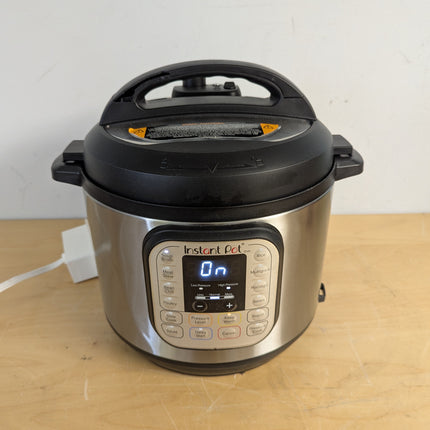Faulty — Instant Pot DUO60 6 Qt 7-in-1 Programmable Pressure Cooker, 14 Programs