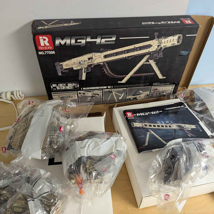 Reobrix 77006 Technic MG42 Building Blocks Set, Made of Clamp Blocks with 1886 P