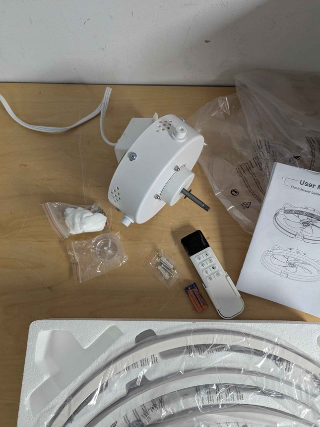 LANMEL 20 Inch Low Profile Ceiling Fans with Lights and Remote,7-Blade Fandelier