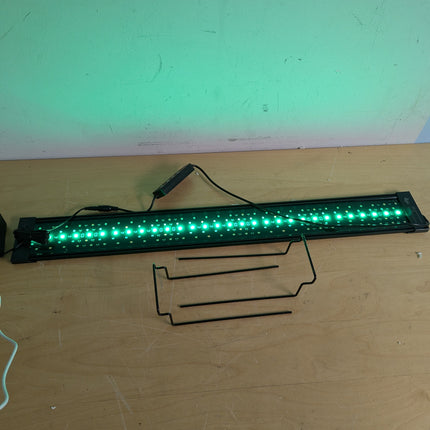 Actual unit: AQQA aquarium light in green mode