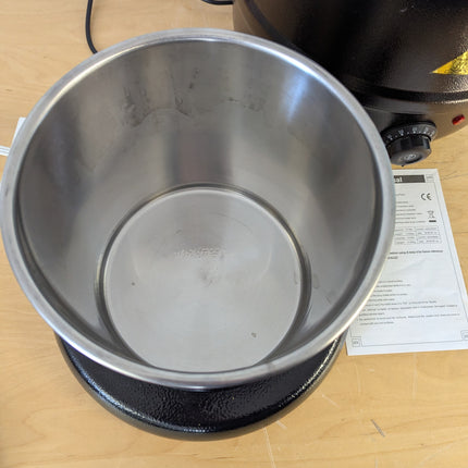 Actual unit: 10.5 quart commercial soup kettle warmer