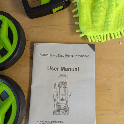 Actual unit: KVAOK W6 pressure washer and accessories