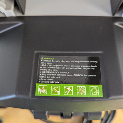 Actual unit: KVAOK W6 safety label